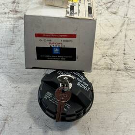 998973 Gm Oem New Locking Vented Gas Cap For 1985-91 Chevy C30 C2500 C3500 Truck