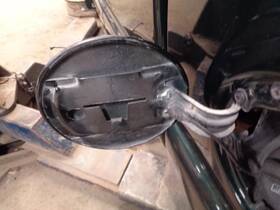 177.gm9102 Gmc Truck Sonoma 2002 Fuel Filler Door 1177302