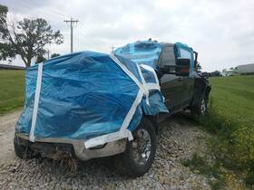 177.gm9n15 Gmc Truck Sierra250 2015 Fuel Filler Door 1575491
