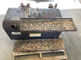 197.111108 Hino Used 258 60 Gallon Diesel Fuel Tank W Step Shipped