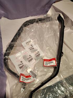 17521-t0a-000 Honda Oem Fuel Tank Straps And Bolts 2012 To 2016 Crv 2.4 Gas 17522 17521t0a000