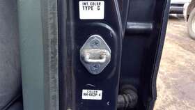 177.ho1605 Honda Pilot 2005 Fuel Filler Door
