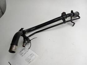 179.ho1h09 Honda 2009 Cr-v Fuel Filler Neck