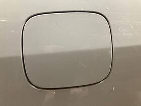 63910sdaa00zz Honda 2005 Accord 4dr Oem Fuel Filler Gas Tank Door Cover Nh578 Taffeta White