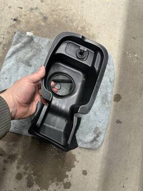 7448-030aa Honda 2023-24 Accord Fuel Tank Door Lid Filler Pocket Housing Adapter Cover Oem