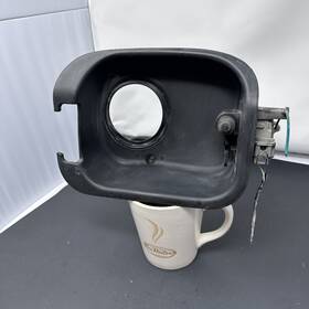 74480-teg-a00 Honda 2018-2020 Civic Tour Fuel Filler Housing Oem