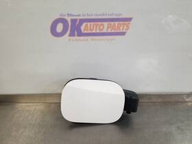 177.hy1821 Hyundai 21 2021 Palisade Fuel Filler Door White