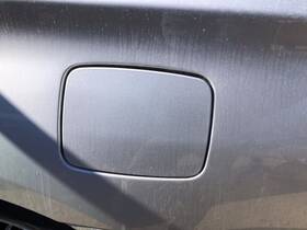 177.hy1s14 Hyundai Sonata 2014 Fuel Filler Gas Lid Door 832881