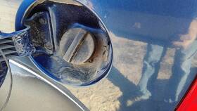 310362e300 Hyundai 2005-2009 Tucson Fuel Filler Neck Assembly With Gas Cap Oem 310362e300 Hyundai 2005-2009 Tucson Fuel Filler Neck Assembly With Gas Cap Oem