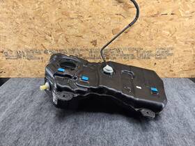 31150-hd000 Hyundai Tucson 22-25 Gas Fuel Tank Reservoir 2.5l Fwd Oem