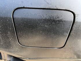 177.in1l02 Infiniti I35 2002 Fuel Filler Door 43899