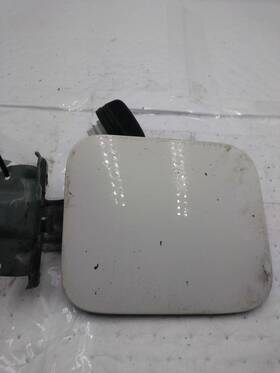 177.in1q14 Infiniti Q70 2014 Fuel Filler Door 600344