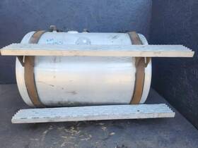 2015750c93 International 1998 9200 Driver Side Fuel Tanks Used P-44323