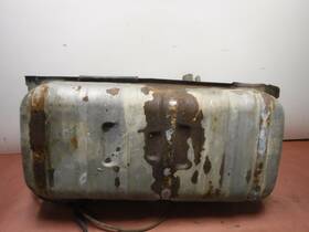 52003202 Jeep Comanche Mj 86-92 Long Wheelbase Fuel Gas Tank Has Hole