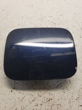 177.le1h02 Lexus Es300 2002 Fuel Filler Door 1356864