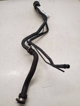 77201-30440 Lexus Gs300 Fuel Filler Neck Assembly 2006-2007 3.0l V6
