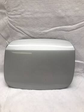 77350-53050 Lexus 2006 Is250 Fuel Filler Door Silver