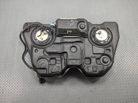 Dg93-9k007-gh Lincoln 2013 - 2016 Oem Mkz Fuel Gas Tank Reservoir Assembly