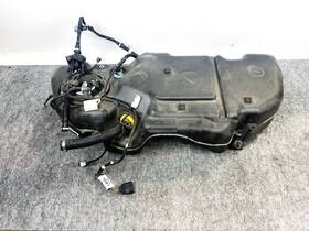 Lx61-9p860 Lincoln 20-22 Corsair Awd Fuel Gasoline Gas Tank Reservoir Bottle Oem