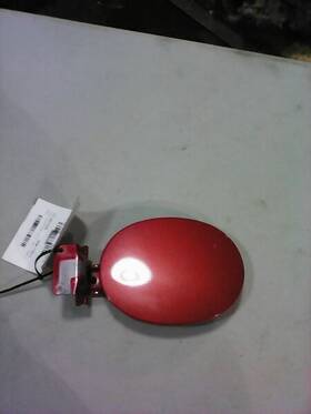 177.mz1k05 Mazda 3 2005 Fuel Filler Door 66655