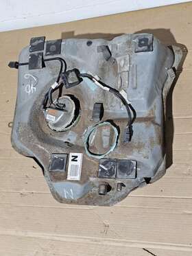 5n61-9002-db Mazda Fuel Tank 2009 3i 2.0l 4 Sedan Oem