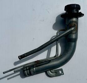 Nc49-42-210e Mazda 1999-2005 Nb Miata Fuel Filler Hose Piping
