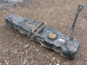 A9064711001 Mercedes Oem 07-18 Sprinter W906 Diesel Fuel Tank With Pump And Straps