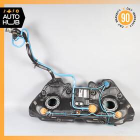 1684710679 Mercedes-benz 10-18 W218 Cls550 Cls63 E350 E400 Fuel Gas Tank Reservoir Assembly Oem