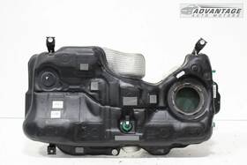 2464701200 Mercedes-benz 2014-2019 Cla250 C117 Gasoline Fuel Tank Reservoir With Heat Shield Oem