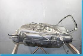 A2464703001 Mercedes-benz 14-18 W117 Cla250 Fuel Gas Tank Reservoir With Shield And Straps Oem