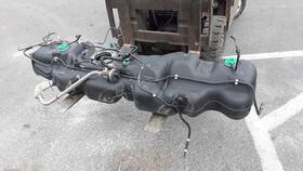 A9074703001 Mercedes-benz 2019-2023 Sprinter Vs30 Rear Fuel Tank Reservoir With Filler Neck Oem