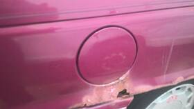 Mercury 177.fd3t93 Gas Sable 1993 Fuel Filler Door 1898286