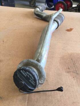 179.zz4905 Miscellaneous - Recreational Vehicles 05 Rv Winnebago Meridian Rh Side Diesel Fuel Filler Neck 17847