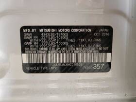 177.ms1217 Mitsubishi Outlan Sp 2017 Fuel Filler Door
