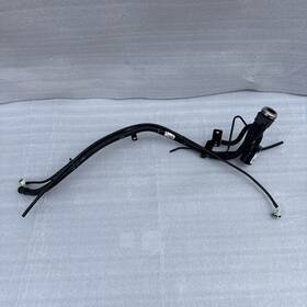 68302344am Mopar 2014 - 2015 Jeep Grand Cherokee Fuel Filler Tube Oem