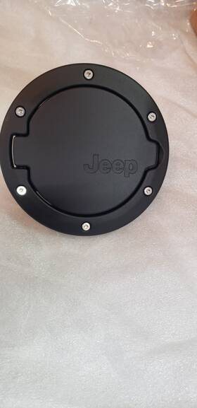 82210609ac Mopar 07-18 4 Door Jeep Wrangler Black Satin Fuel Filler Cap
