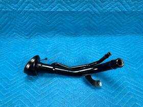 17221-ez40a Nissan Titan Xd 5.0l Diesel Fuel Filler Neck Pipe Hose Tube 53k 2016-2019 Oem