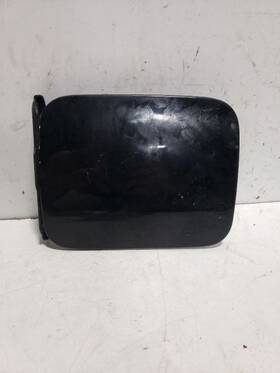 7883040u00 Nissan Gas Lid Maxima 1999 Fuel Filler Door 715383