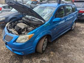 177.gm2k07 Pontiac Vibe 2007 Fuel Filler Door 1719417