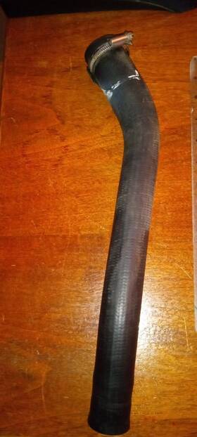 68408313ab Ram Dodge Oem 2019-2023 1500 5.7l Gas Fuel Filler Hose Used