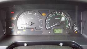 177.rv1404 Rover Discovery 2004 Fuel Filler Door 1414952