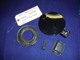177.sa1r02 Saab 2002 9-3 Fuel Filler Door