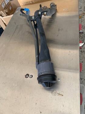 Fn918 Spectra Premium Industries Inc Fuel Filler Neck- 4wd Fits 02-03 Toyota Tacoma Includes Locking Gas Cap And Key