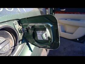 177.su1r10 Subaru Legacy 2010 Fuel Filler Door 843708