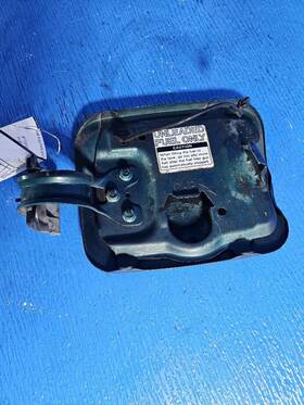 177.su1s00 Subaru 2000 Forester Fuel Filler Door 5387