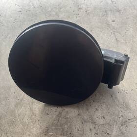 57601-al07a-9p Subaru 2015-2019 Legacy Outback Fuel Tank Filler Door Lid With Pocket Oem