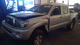 177.to1811 Toyota Tacoma 2011 Fuel Filler Door 6342997 177.to1811 Toyota Tacoma 2011 Fuel Filler Door 6342997