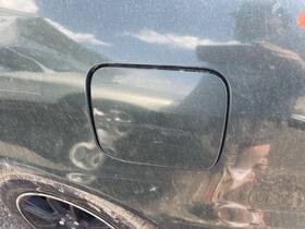 177.to1b01 Toyota Corolla 2001 Fuel Filler Door 645607