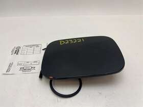 177.to1f06 Toyota Highlandr 2006 Fuel Filler Door