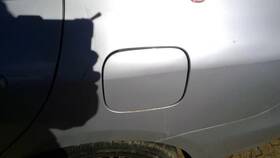 177.to1g10 Toyota Yaris 2010 Fuel Filler Door 386270
